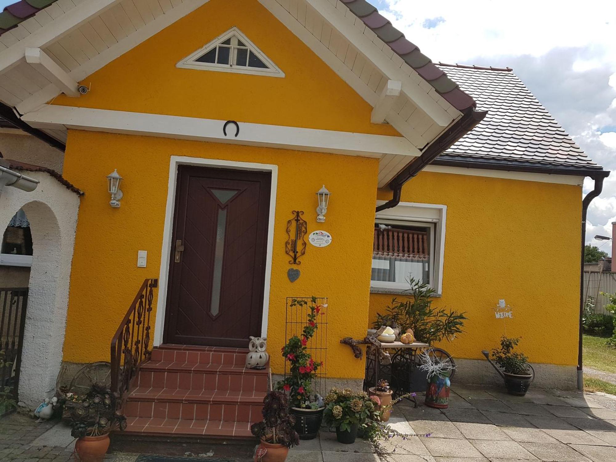 Heyne Apartment Weinboehla